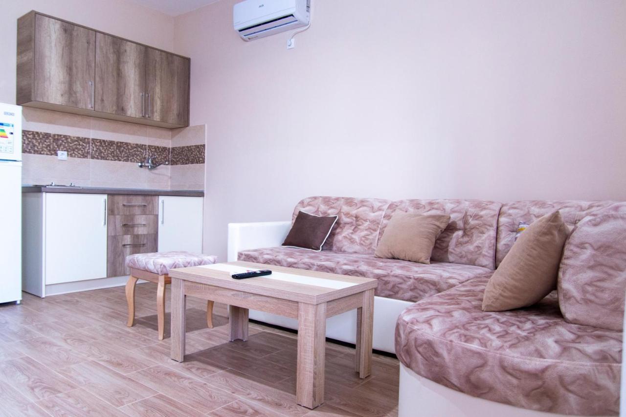 Apartments Rudaj Ulcinj Exterior photo